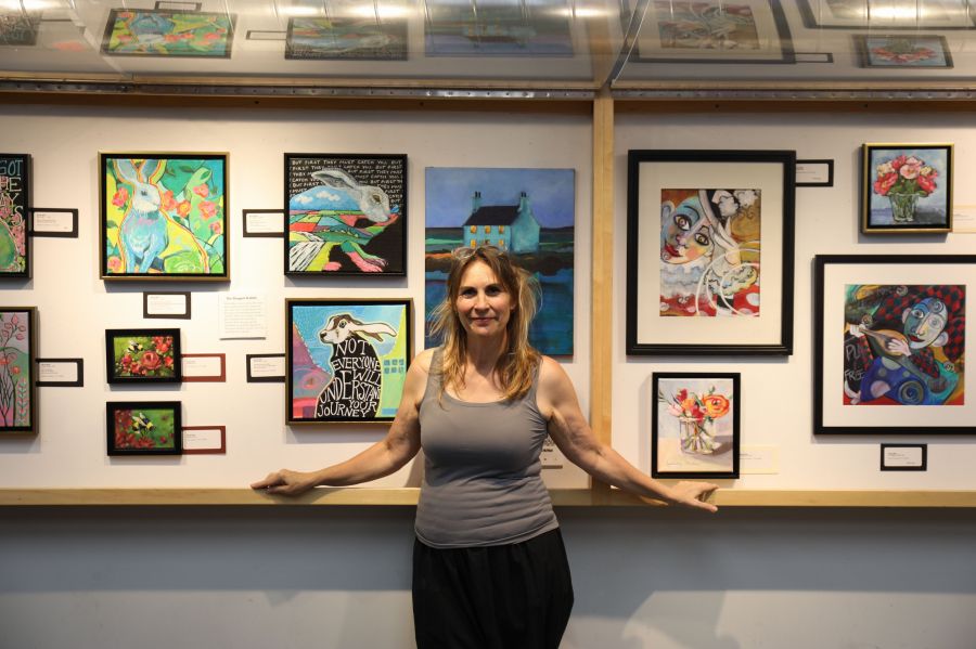 wedny miles art install